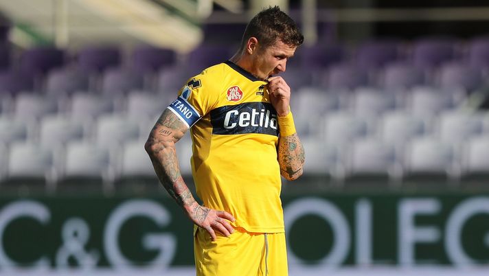 FLORENCE, ITALY - MARCH 07: Juraj Kucka of Parma Calcio in action during the Serie A match between ACF Fiorentina  and Parma Calcio at Stadio Artemio Franchi on March 7, 2021 in Florence, Italy.  (Photo by Gabriele Maltinti/Getty Images) 