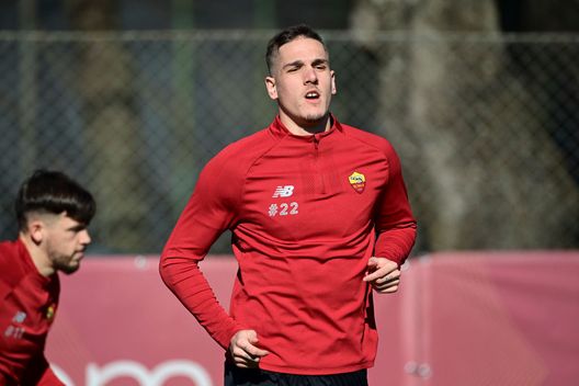 Getty Images Roma, Mourinho: “Zaniolo con noi almeno fino al 2024”. Pellegrini salta il Genoa- immagine 2