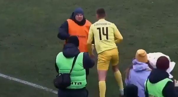 Gol e proposta di matrimonio: ma il bodyguard respinge la “futura moglie”- immagine 2