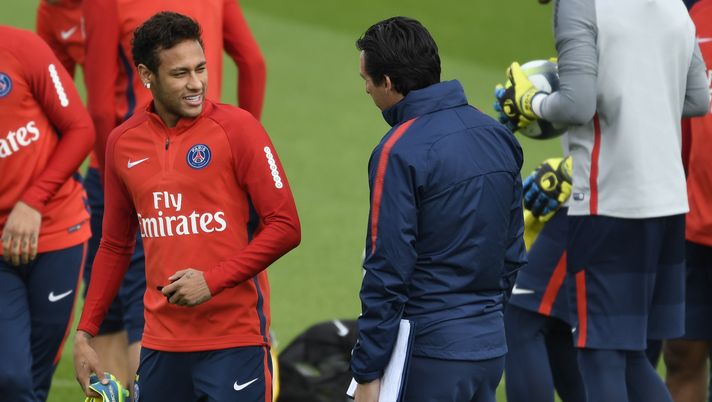 PSG, Emery scaccia la saudade di Neymar: “E’ felice e concentrato, qui vincerà tutto” 