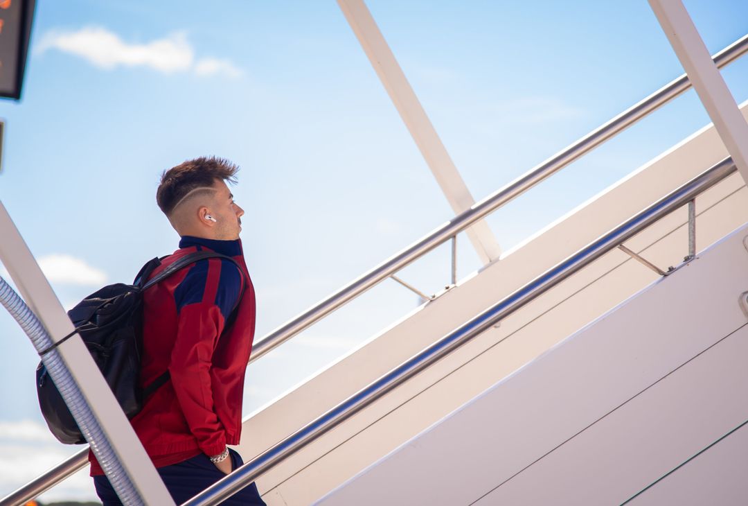 Roma in viaggio verso Leverkusen: presenti Dybala e gli indisponibili – FOTO GALLERY - immagine 3