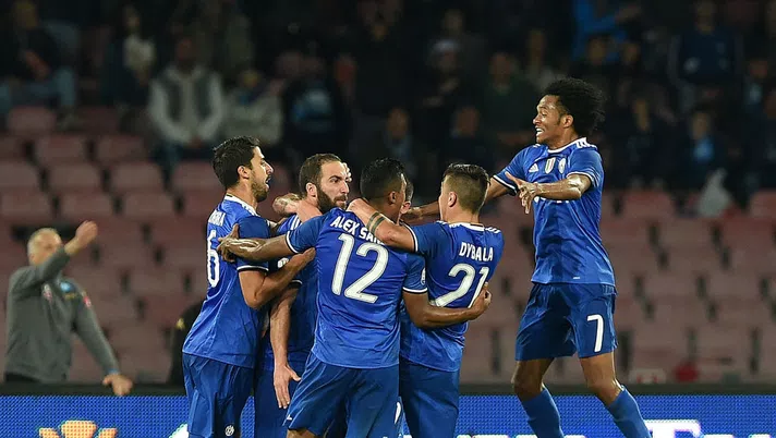 Coppa Italia: la finale sarà Juventus-Lazio, non basta l&#8217;orgoglio del Napoli. Immagini
