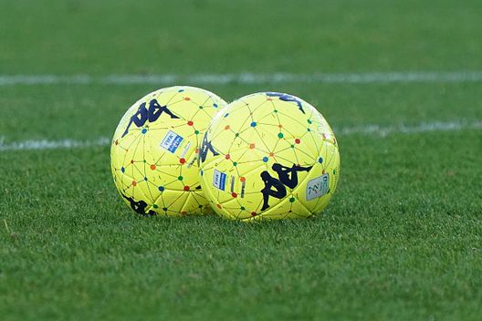 (Getty Images) Pisa-Benevento Serie B palloni