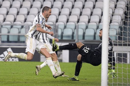 TURIN, ITALY - DECEMBER 05: Leonardo Bonucci of Juventus scores his team's second goal during the Serie A match between Juventus and Torino FC at Allianz Stadium on December 05, 2020 in Turin, Italy. (Photo by Filippo Alfero - Juventus FC/Juventus FC via Getty Images) TURIN, ITALY - DECEMBER 05: Leonardo Bonucci of Juventus scores his team's second goal during the Serie A match between Juventus and Torino FC at Allianz Stadium on December 05, 2020 in Turin, Italy. (Photo by Filippo Alfero - Juventus FC/Juventus FC via Getty Images)