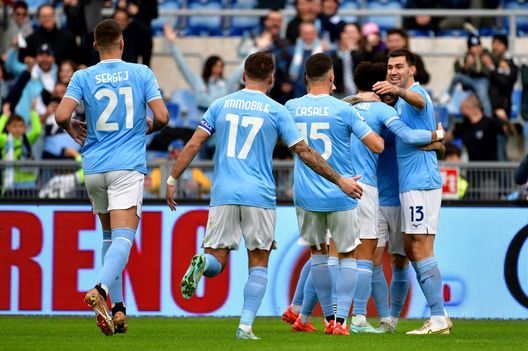 Getty Images Sarri: “Milan fortissimo, anno scorso più di noi e di tutti. Il -15 alla Juve…”- immagine 2