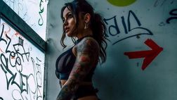 Kayla Cadorna da urlo: lady Wickham fa impazzire il web in lingerie