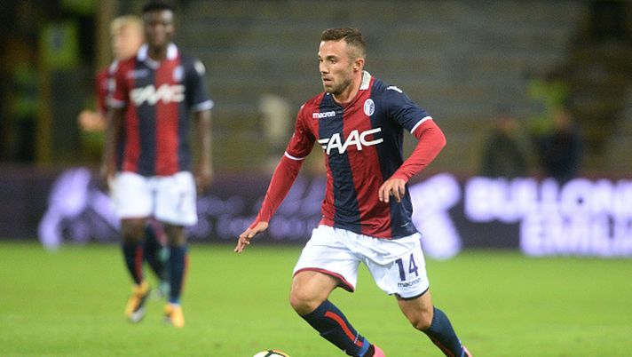 BOLOGNA, ITALY - SEPTEMBER 19:  Federico Di Francesco of Bologna FC in action during the Serie A match between Bologna FC and FC Internazionale at Stadio Renato Dall'Ara on September 19, 2017 in Bologna, Italy.  (Photo by Mario Carlini / Iguana Press/Getty Images) 