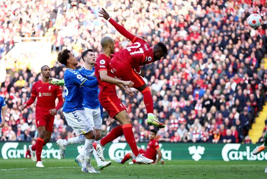 (Photo by Clive Brunskill/Getty Images) Derby comics, le leggende dell’Everton prendono in giro i rivali alla vigilia della finale col Real- immagine 2