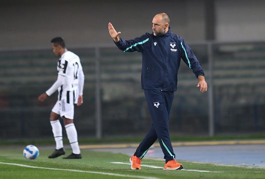 VERONA, ITALY - OCTOBER 30: Igor Tudor head coach of Hellas Veron of Hellas Verona ge during the Serie A match between Hellas and Juventus at Stadio Marcantonio Bentegodi on October 30, 2021 in Verona, Italy. (Photo by Alessandro Sabattini/Getty Images) 