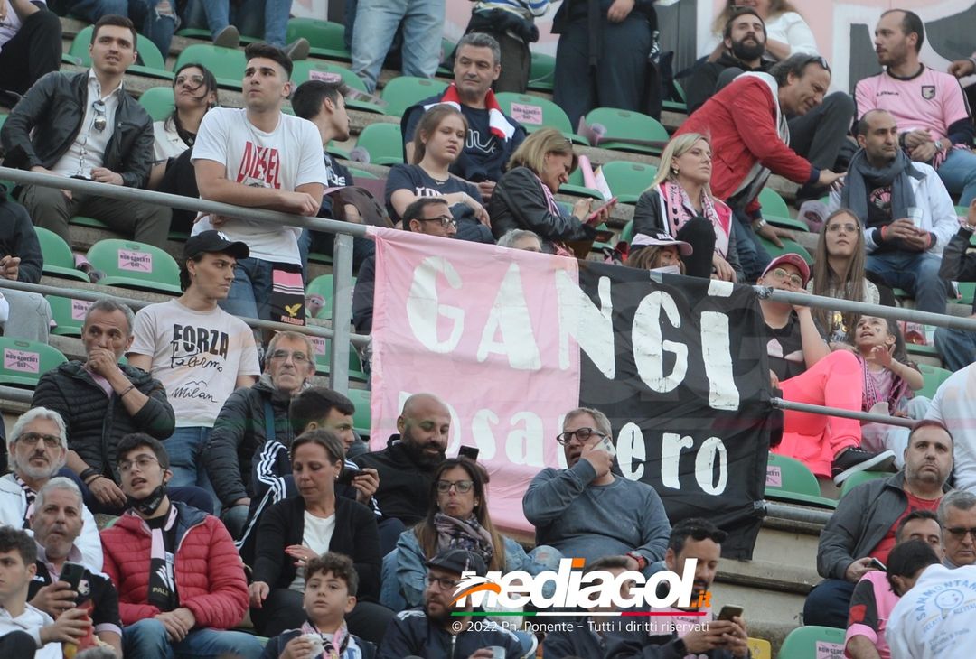 Fotogallery, i tifosi allo stadio per Palermo-Triestina 1-1 - immagine 78