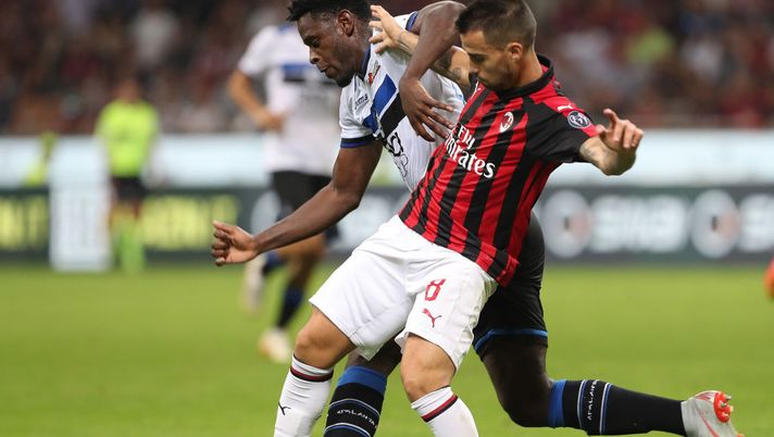 Contrasto tra Suso e Duvan Zapata