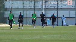 VIDEO Napoli, vigilia di Champions: rifinitura pre-Eintracht, c’è anche Lozano