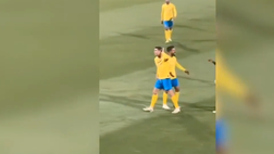 VIDEO / Gestaccio di Ronaldo ai tifosi dell’Al-Shabab che inneggiano a Messi