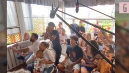 VIDEO / Italia, Jacobs trionfa nei 100m: in famiglia scoppia la festa