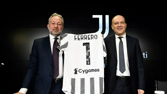 Juve, il discorso dei dirigenti alla squadra: “Subita ingiustizia, stiamo compatti!” - immagine 1