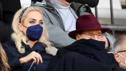 Berlusconi-Fascina, matrimonio in vista? Il bacio in pubblico l’ultimo indizio