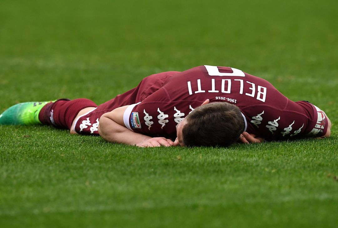  TURIN, ITALY - APRIL 02:  Andrea Belotti of FC Torino shows his dejection during the Serie A match between FC Torino and Udinese Calcio at Stadio Olimpico di Torino on April 2, 2017 in Turin, Italy.  (Photo by Valerio Pennicino/Getty Images) 