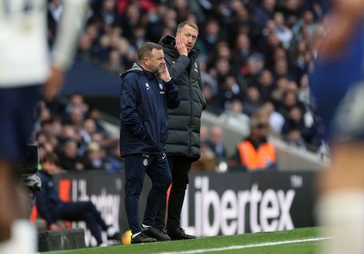 Graham Potter e il suo assistente Billy Reid contro il Tottenham (Photo by Catherine Ivill/Getty Images) London derby, il Times: “I giocatori non capivano fosse un derby”- immagine 2