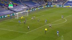 VIDEO Premier League, Brighton-Newcastle 3-0: Trossard, Welbeck e Maupay in gol per la salvezza. Gli highlights
