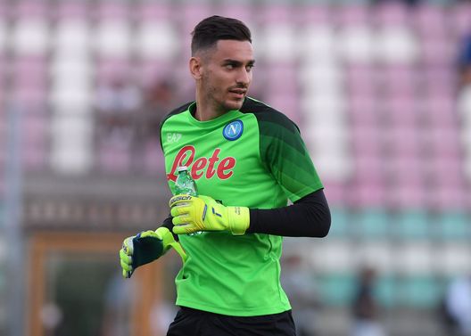 meret (Photo by SSC NAPOLI/SSC NAPOLI via Getty Images) Da La Spezia – Meret vuole andare in Liguria per due motivi: prima dovrà rinnovare- immagine 2