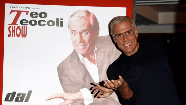 Teo Teocoli torna sull’esilarante personaggio di Felice Caccamo (tifoso azzurro) - immagine 1
