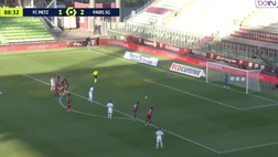 VIDEO Metz-Paris 1-3, Icardi si trasforma in Totti: il rigore col cucchiaio dell’attaccante argentino