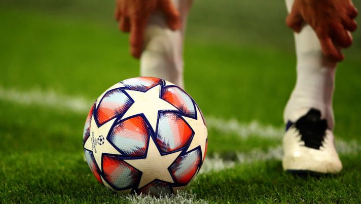 Il pallone ufficiale della Champions League 2020/2021 (credits: Getty Images) 