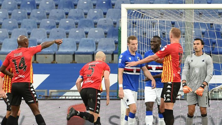 GENOA, ITALY - SEPTEMBER 26: Luca Caldirola of Benevento Calcio celebrates after score goal 2-1 during the Serie A match between UC Sampdoria and Benevento Calcio at Stadio Luigi Ferraris on September 26, 2020 in Genoa, Italy. (Photo by Paolo Rattini/Getty Images) GENOA, ITALY - SEPTEMBER 26: Luca Caldirola of Benevento Calcio celebrates after score goal 2-1 during the Serie A match between UC Sampdoria and Benevento Calcio at Stadio Luigi Ferraris on September 26, 2020 in Genoa, Italy. (Photo by Paolo Rattini/Getty Images)