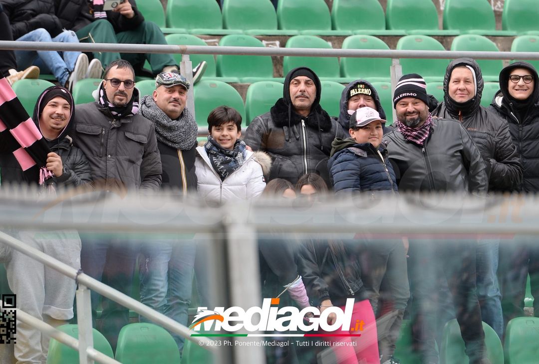 FOTOTIFO Palermo-Reggina 2-1, i tifosi allo Stadio “Renzo Barbera” (Gallery) - immagine 51