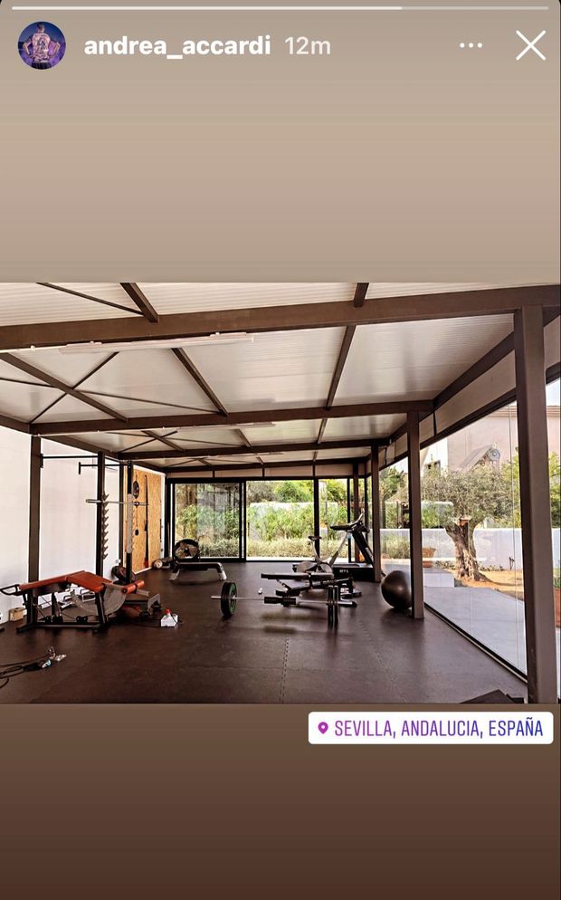 Palermo, infortunio Accardi: il difensore a Siviglia per curarsi. La foto sui social- immagine 2