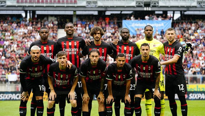 VILLACH, AUSTRIA - JULY 27: (L-R) Pierre Kalulu, Rafael Leao, Yacine Adli, Fikayo Tomori, Mike Maignan, Ante Rebic, Theo Hernandez, Alexis Saelemaekers, Davide Calabria, Ismael Bennacer and Rade Krunic during the Pre-season Friendly match between Wolfsberg and AC Milan on July 27, 2022 in Villach, Austria. (Photo by Pier Marco Tacca/AC Milan via Getty Images) VILLACH, AUSTRIA - JULY 27: (L-R) Pierre Kalulu, Rafael Leao, Yacine Adli, Fikayo Tomori, Mike Maignan, Ante Rebic, Theo Hernandez, Alexis Saelemaekers, Davide Calabria, Ismael Bennacer and Rade Krunic during the Pre-season Friendly match between Wolfsberg and AC Milan on July 27, 2022 in Villach, Austria. (Photo by Pier Marco Tacca/AC Milan via Getty Images)