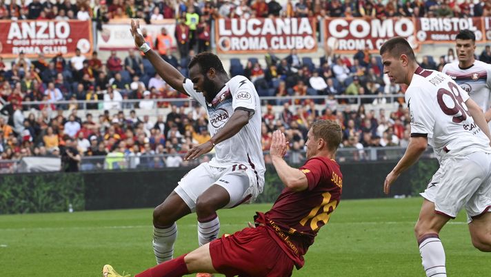 Getty Images La Roma si ferma: 2-2. Per la Champions dovrà battere il Siviglia - immagine 1