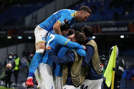 (Photo by Francesco Pecoraro/Getty Images) napoli leicester