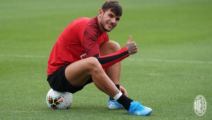 Theo Hernandez, Milan, foto Twitter Theo Hernandez 