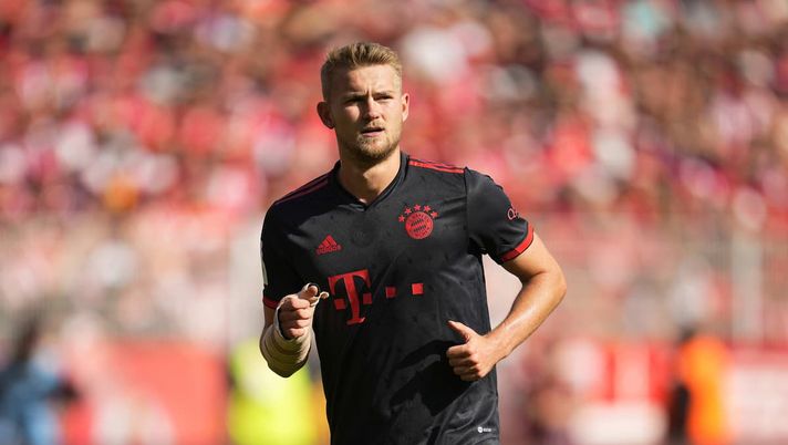 Bayern, infortunio muscolare per De Ligt: domani gli esami. Contro l’Inter… - immagine 1