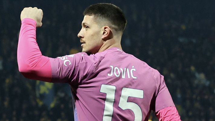 esultanza gol Luka Jovic AC Milan Frosinone-Milan 2-3 Serie A 2023-2024