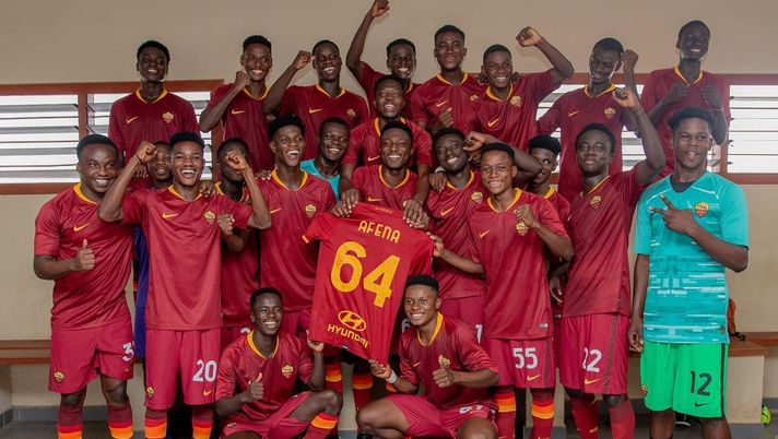 La Roma dona completi da gioco all’EurAfrica Academy, prima squadra di Felix - immagine 1