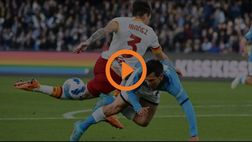 Napoli-Roma, il fallo di Ibanez e il rigore trasformato da Insigne | VIDEO
