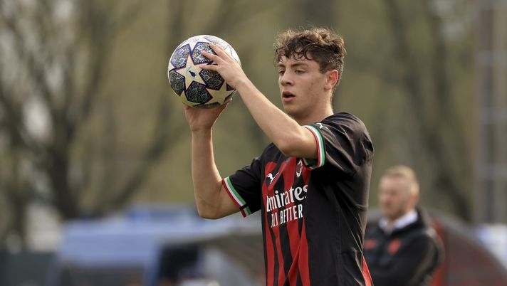 Andrea Bozzolan, calciatore del Milan primavera (getty images)