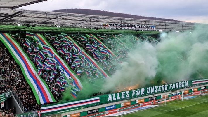 Sei gol e 2 rossi in un derby viennese completamente pazzesco - immagine 1