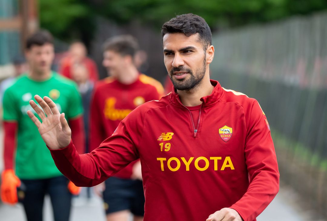 Roma, rifinitura in vista del Leverkusen: ci sono Dybala e Wijnaldum – FOTO GALLERY - immagine 4