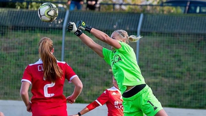 Paula Myllyoja: avversaria la leucemia. Ma ha vinto lei. Paula Myllyoja: avversaria la leucemia. Ma ha vinto lei.