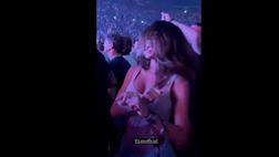 VIDEO/ Instagram Federica Nargi scatenata al concerto degli Articolo 31