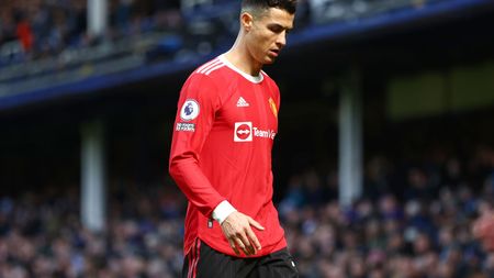 LIVERPOOL, ENGLAND - APRIL 09: Cristiano Ronaldo of Manchester United reacts during the Premier League match between Everton and Manchester United at Goodison Park on April 09, 2022 in Liverpool, England. (Photo by Clive Brunskill/Getty Images) LIVERPOOL, ENGLAND - APRIL 09: Cristiano Ronaldo of Manchester United reacts during the Premier League match between Everton and Manchester United at Goodison Park on April 09, 2022 in Liverpool, England. (Photo by Clive Brunskill/Getty Images)