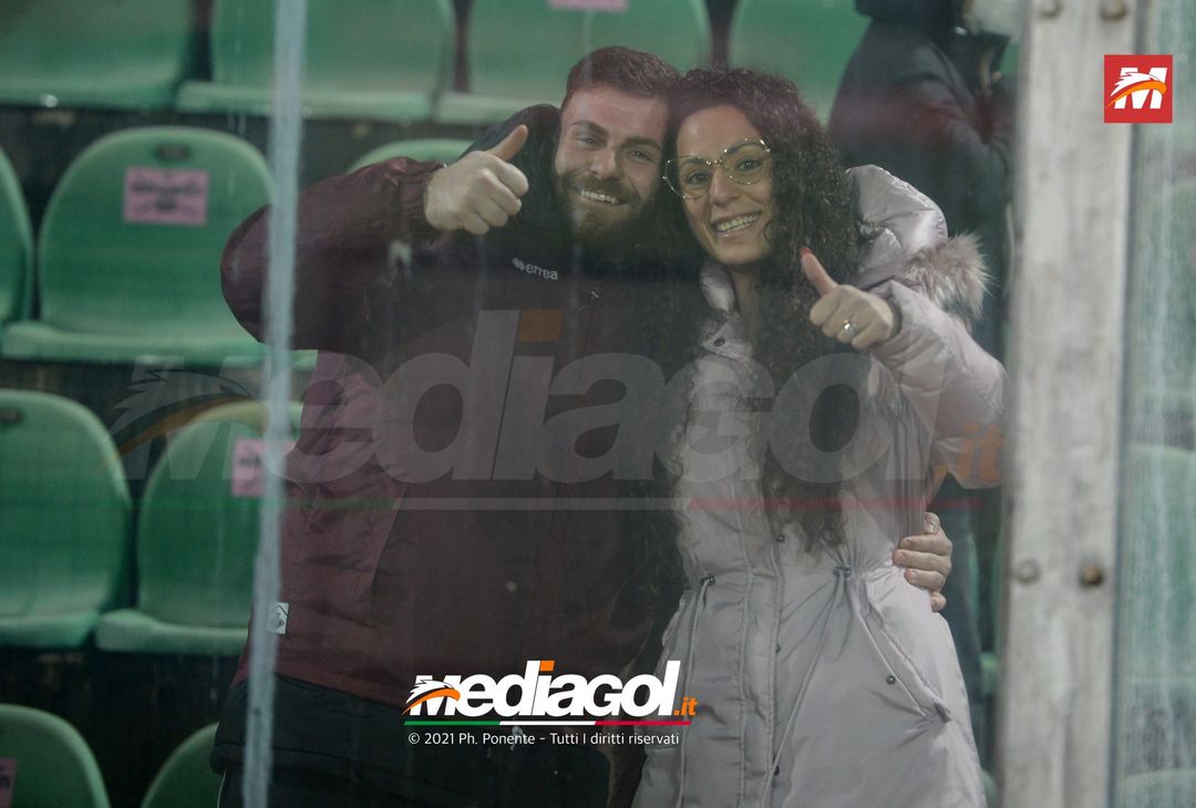 FOTO, i tifosi allo stadio per Palermo – Monopoli 2-1 (Gallery) - immagine 2