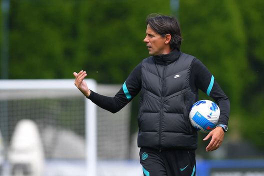 Finale Juve-Inter, le UFFICIALI: Dzeko-Lautaro in attacco. A destra c’è Darmian- immagine 2