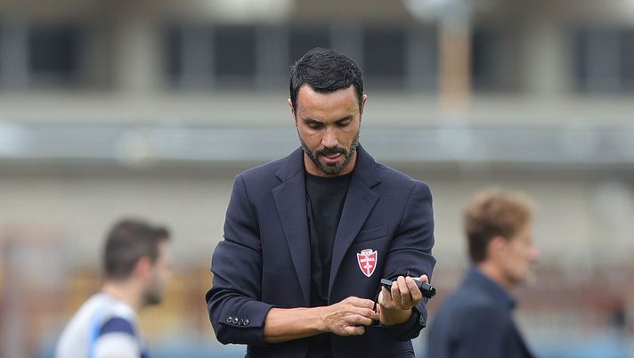 EMPOLI, ITALY - OCTOBER 15: Raffaele Palladino manager of AC Monza shows hid dejection during the Serie A match between Empoli FC and AC Monza at Stadio Carlo Castellani on October 15, 2022 in Empoli, Italy. (Photo by Gabriele Maltinti/Getty Images) DOMANI UDINESE-MONZA