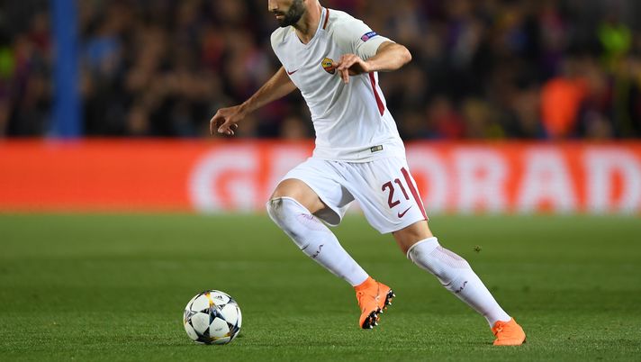 Calciomercato Roma, Maxime Gonalons verso il sì al Siviglia: le ultime  Calciomercato Roma, Maxime Gonalons verso il sì al Siviglia: le ultime