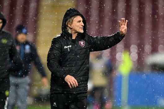 SALERNO, ITALY - JANUARY 21: Davide Nicola Salernitana coach during the Serie A match between Salernitana and SSC Napoli at Stadio Arechi on January 21, 2023 in Salerno, Italy. (Photo by Francesco Pecoraro/Getty Images) Lecce