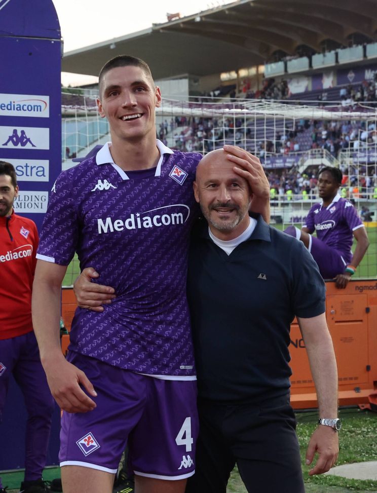 GERMOGLI PH: 27 MAGGIO 2023 FIRENZE STADIO ARTEMIO FRANCHI CAMPIONATO SERIE A FIORENTINA VS ROMANELLA FOTO FESTA FINALE ESULTANZA Bocci: “Vincere col Sassuolo per andare a Praga con l’animo leggero”- immagine 2